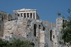 Нам не очень повезло, Парфенон был окружен лесами - его реконструировали